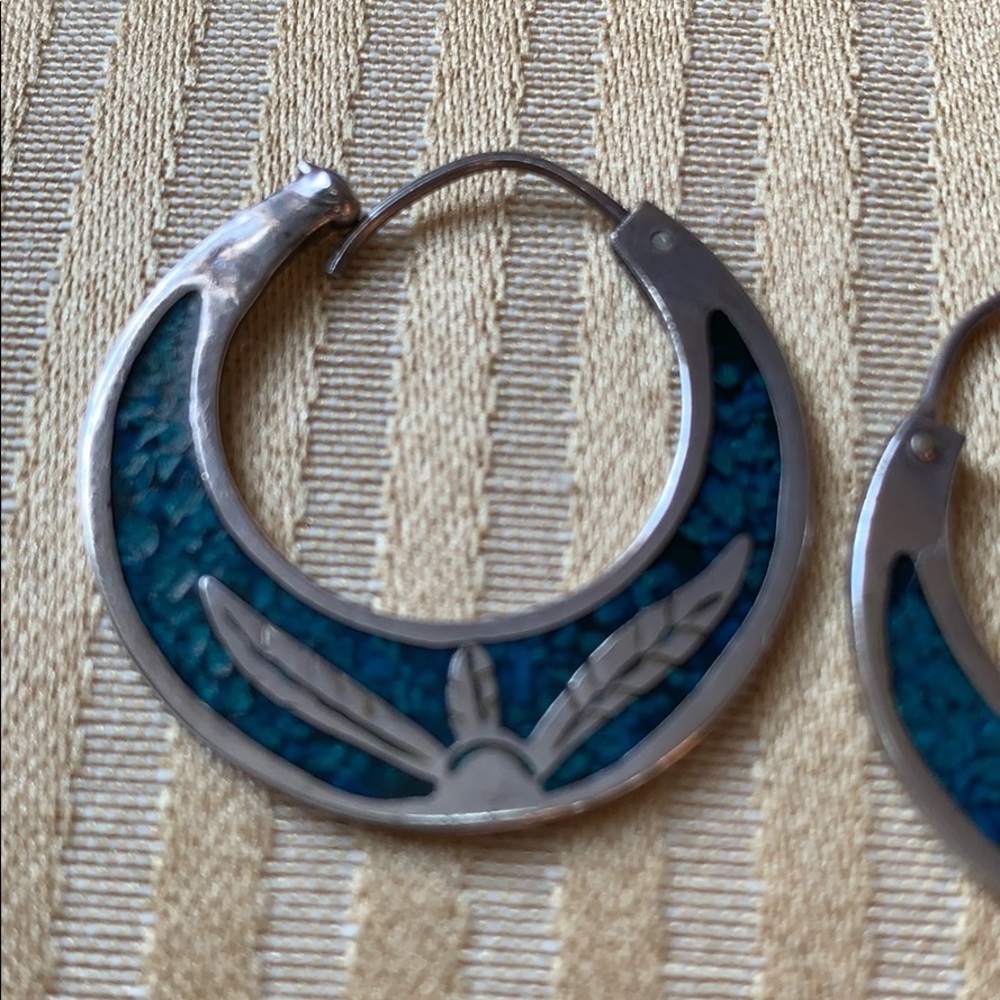 Super fun vintage turquoise inlaid earrings